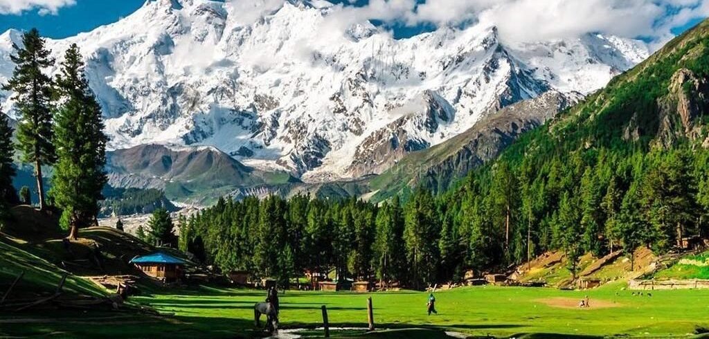 Northern Pakistan Adventure: Mountains, Glaciers & Traditions
