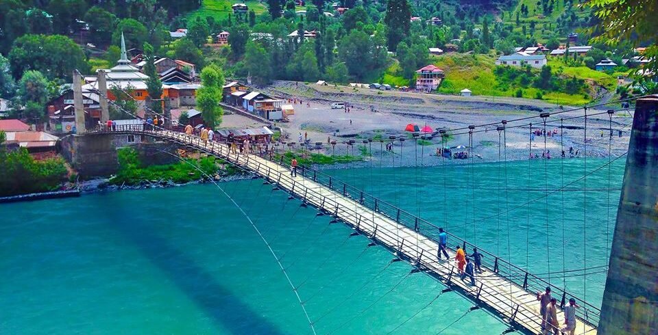 Live the life of a shepherd at the roof of the world